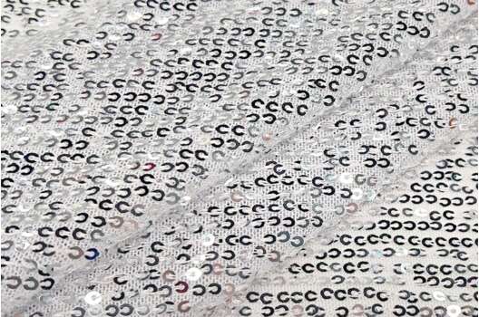 Пайетки на сетке-полосы 2 мм, серебряные на белом, 135 см